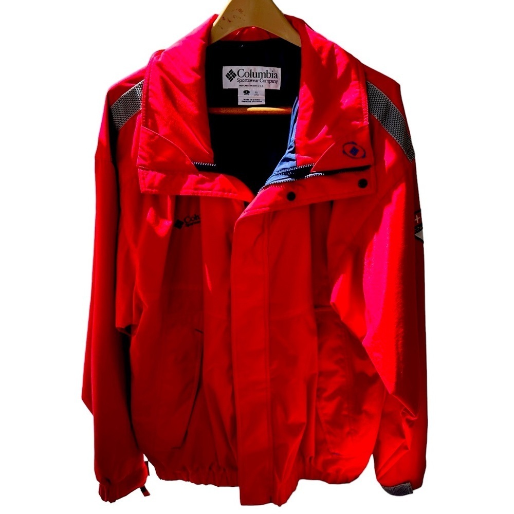 Columbia Sportswear Company, Men’s Size Large, So many places to wear this acti